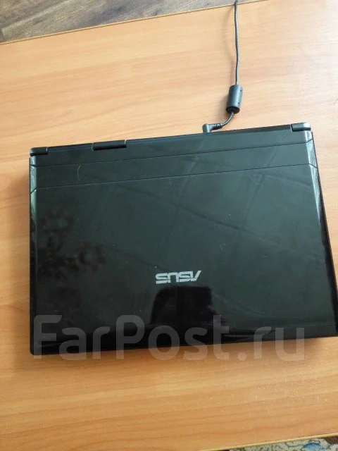 Asus X59SL. 15.4", 1,8����, ��� 4 ��, ���� 120���, WiFi: 1, Bluetooth: 1, ����������� �� 1��. ����