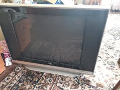 JVC. CRT (���) ����
