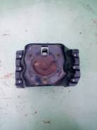 Крепление запасного колеса. Mitsubishi Montero Mitsubishi Pajero, V23C, V44WG, V21W, V34V, V24W, V26WG, V31V, V46W, V44W, V43W, V24WG, V24V, V25C, V14...