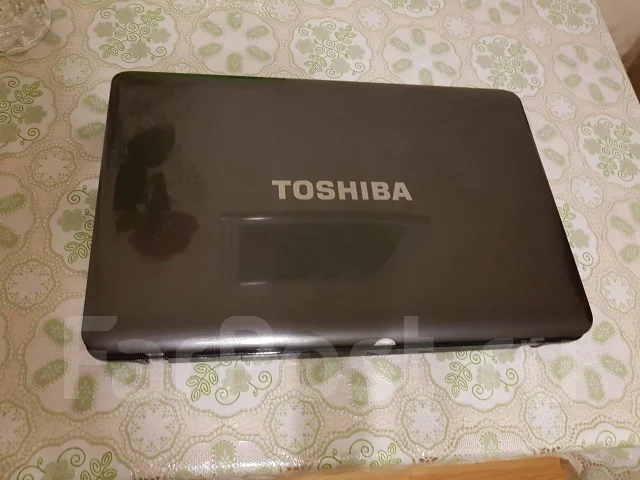 Toshiba Satellite L655. 15.6", ��� 2048 ��, ���� 250���, WiFi: 1, Bluetooth: 1 ����