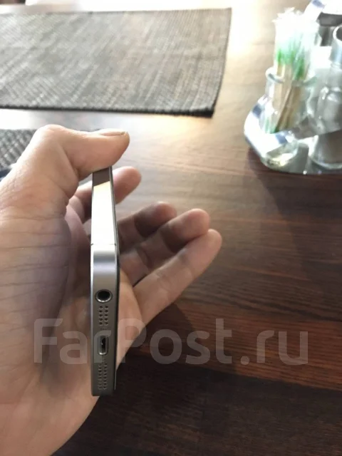 Apple iPhone SE. �/�, �����, 4G LTE ����