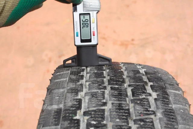 Bridgestone Blizzak Revo 696. ������, ��� �����, 2010 ���, �/�, ����� 10 % ����