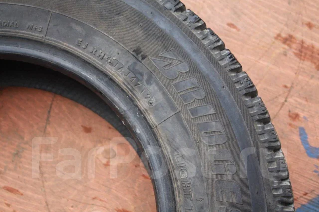 Bridgestone Blizzak Revo 696. ������, ��� �����, 2010 ���, �/�, ����� 10 % ����