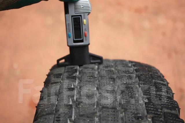 Bridgestone Blizzak Revo 696. ������, ��� �����, 2010 ���, �/�, ����� 10 % ����