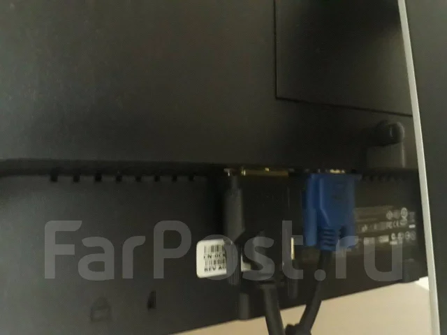 Dell. 20" ����