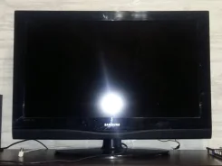 Samsung LE32C350 ����