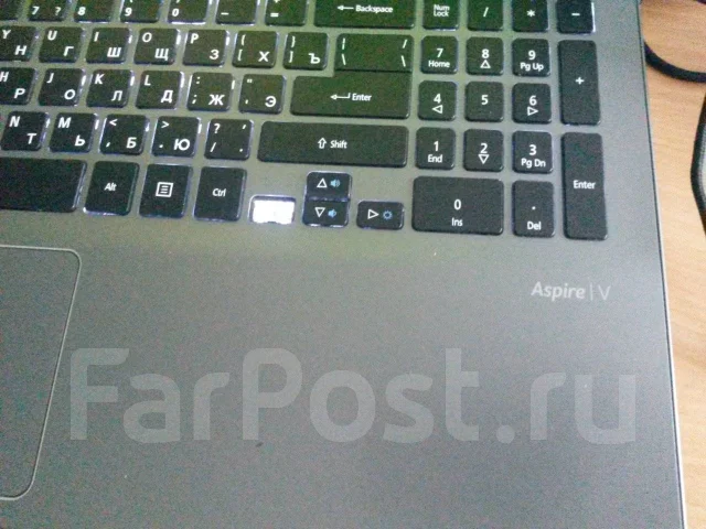 Acer Aspire V7. 15.6", 2,3����, ��� 8 ��, ���� 500���, WiFi: 1, Bluetooth: 1, ����������� �� 2��. ����