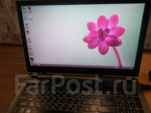 Acer Aspire V7. 15.6", 2,3����, ��� 8 ��, ���� 500���, WiFi: 1, Bluetooth: 1, ����������� �� 2��. ����