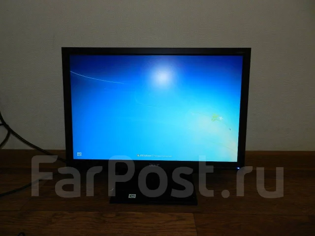 Acer. 19" ����