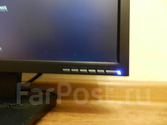 Acer. 19" ����