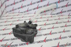Бачок стеклоомывателя. Nissan Skyline, CPV35, HV35, NV35, PV35, V35 Nissan 100NX Nissan Stagea, HM35, M35, NM35, PM35, PNM35 Двигатели: VQ25DD, VQ30DD...