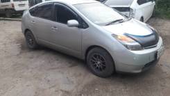 Nissan Avenir. Без водителя