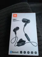 JBL E25BT ����