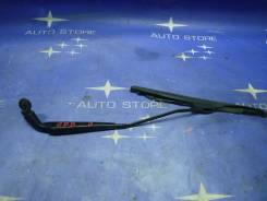 Держатель щетки стеклоочистителя. Subaru Impreza, GD, GD2, GD3, GD4, GD9, GDA, GDB, GDC, GDD Двигатели: EJ15, EJ152, EJ154, EJ161, EJ20, EJ201, EJ204...
