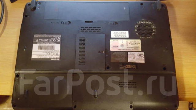 Toshiba Satellite L300D. 15.4", 2,2����, ��� 2048 ��, ���� 1 000���, WiFi: 1, Bluetooth: 1 ����