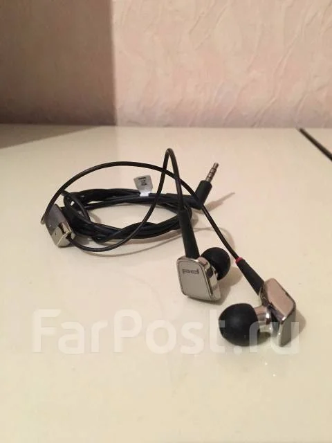 BlackBerry Porsche Design P�9981. �/� ����