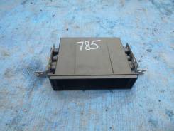 Карман. Isuzu Bighorn, UBS26DW, UBS26GW, UBS69DW, UBS69GW