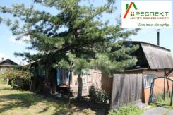 Продам дом на двух хозяев в пгт. Шкотово. Улица Рабочая 11, р-н "Тёщин язык", площадь дома 44 кв. м., электричество 15 кВт, отопление твердотопливное...