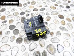 Мотор печки. Suzuki Escudo, TA74W, TD54W, TD94W Suzuki Grand Vitara, TA04V, TA0D1, TA44V, TA74V, TA7D1, TAA4V, TD041, TD042, TD044, TD047, TD04V, TD0D...