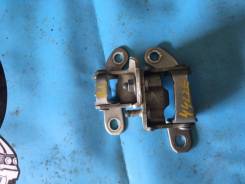 Крепление двери. Toyota Corolla Axio, NZE120, ZZE122 Toyota Corolla Fielder, CE121, CE121G, NZE121, NZE121G, NZE124, NZE124G, ZZE122, ZZE122G, ZZE123...