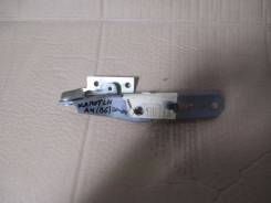 Крепление капота. Audi A4, 8E2, 8E5, 8EC, 8ED Audi S4, 8E2, 8E5, 8EC, 8ED Audi RS4 Двигатели: AKE, ALT, ALZ, AMB, AMM, ASB, ASN, AUK, AVB, AVF, AVJ, A...