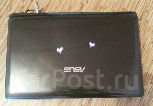 Asus A52F. 15.6", 2,1����, ��� 2048 ��, ���� 320���, WiFi: 1, Bluetooth: 1, ����������� �� 2��. ����