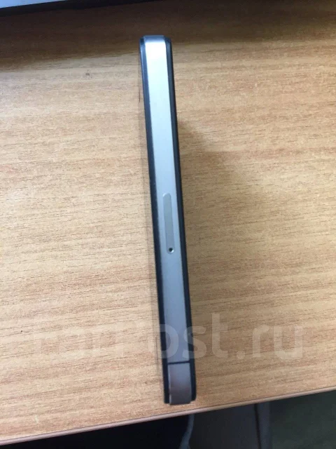 Apple iPhone 4. �/�, ������, 3G, 4G LTE ����