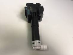 Омыватель фар. Toyota Hiace, RH11, RH20, RH20B, RH20G, RH20V, RH22, RH22B, RH22G, RH22V, RH24, RH25, RH30, RH30B, RH30V, RH32, RH32B, RH32V, RH42, RH4...