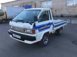 Toyota Town Ace. 4WD, 2 000 куб. см., 1 000 кг.