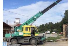 Kato. Автокран Като, 4 000 куб. см., 10 000 кг., 23 м.