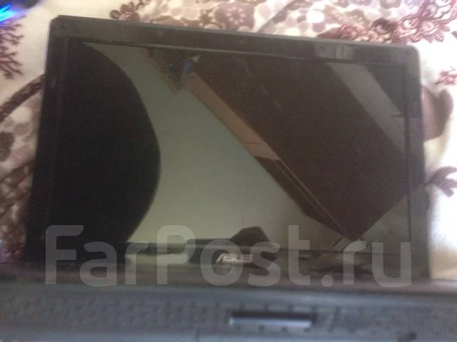 Asus K42DR. 14", 2,2����, ��� 256 �� � ������, ���� 1���, WiFi: 1, Bluetooth: 1, ����������� �� 4��. ����
