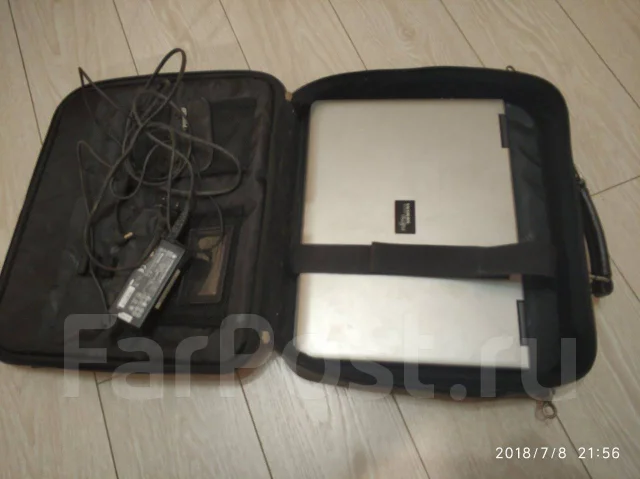 Fujitsu Amilo Pro V3515. 15", 1,7����, ��� 512 ��, WiFi: 1, Bluetooth: 1, ����������� �� 100��. ����