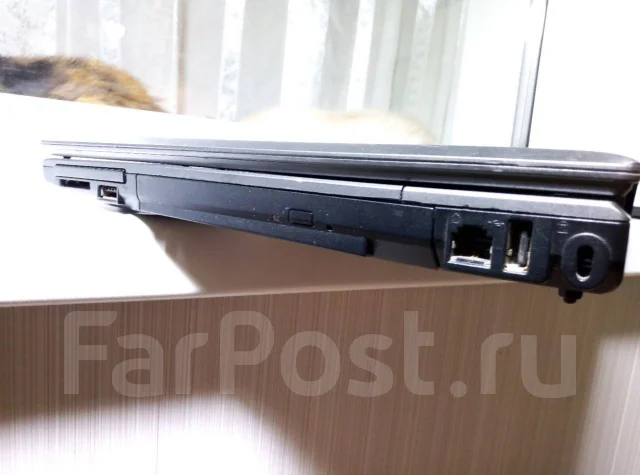 Roverbook Voyager. 2 200����, ��� 1024 ��, ���� 80���, WiFi: 1 ����