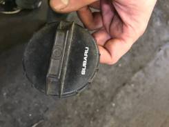 Крышка топливного бака. Subaru Legacy, BE5, BE9, BEE, BH5, BH9, BHE Subaru Legacy B4, BE5, BE9, BEE Двигатели: EJ20, EJ201, EJ202, EJ203, EJ204, EJ206...