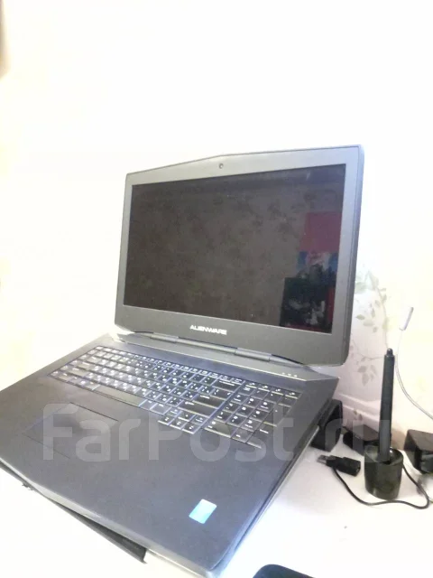 Dell Alienware. 18", ��� 8 ��, ���� 10 000���, WiFi: 1, Bluetooth: 1, ����������� �� 1��. ����