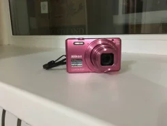 Nikon Coolpix S7000. 15 - 19.9 �� ����