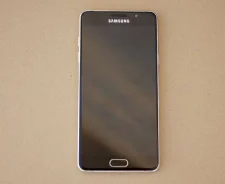 Samsung Galaxy A7. �/�