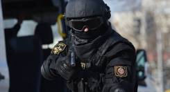 Полицейский. Отряд Мобильный Особо Назначения (ОМОН) Управления Росгвардии по Приморскому краю. Улица Днепровская 19а