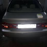 Toyota Vista. С водителем