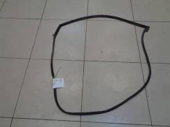Уплотнитель двери передней левой Toyota CorollaVerso 2004-2009