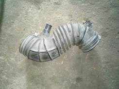 Патрубок воздухозаборника. Toyota: Premio, Allion, Wish, Corolla Axio, Matrix, Corolla Verso, Corolla Двигатель 1ZZFE