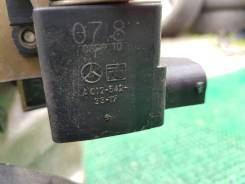 Концевик под педаль тормоза. Mercedes-Benz: S-Class, CLK-Class, G-Class, M-Class, V-Class, SLK-Class, E-Class, SL-Class, C-Class, A-Class Двигатели: M...