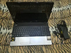 Acer Aspire E1-571G. 15.6", 2,6����, ��� 6 ��, ���� 500���, WiFi, ����������� �� 1��. ����