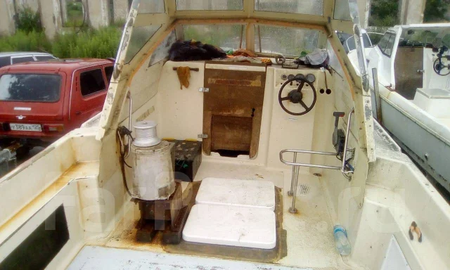 Yamaha F-24. 1990 ���, ����� 7,2��., ��������� ���������, 150��.�., ������ ����