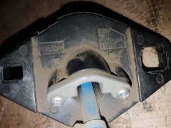 Кнопка открывания багажника. Mazda CX-7, ER, ER19, ER3P Двигатели: L3VDT, L5VE, R2AA