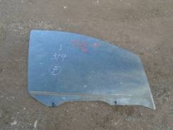 Стекло боковое. Nissan Liberty, RM12