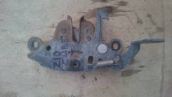 Замок капота. Nissan Cube, ANZ10, AZ10, Z10 Двигатели: CG13DE, CGA3DE