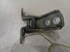 Петля двери передней правой верхняя Toyota CorollaVerso 2004-2009