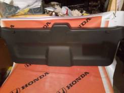 Обшивка двери багажника. Honda HR-V, GH1, GH2, GH3, GH4 Двигатель D16A