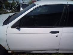 Стекло боковое. Nissan Bluebird, HU14